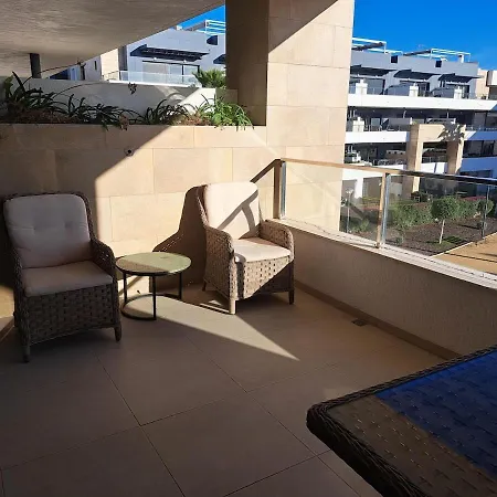 Apartment Flamenca Paradise